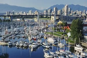 Leisure Time Collection: City centre seen across marina in Granville Basin, Vancouver, British Columbia, Canada