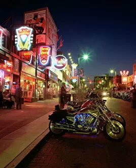 Entertainment Gallery: The famous Beale Street at night