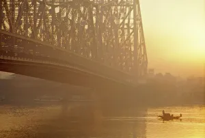 Day Break Gallery: The Howrah Bridge over the Hugli River
