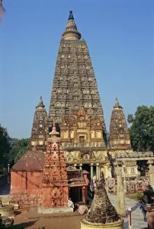 Indian Architecture Gallery: The Mahabodhi temple