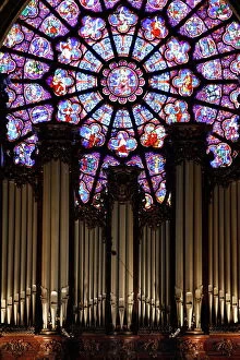 Colorful Gallery: Master organ in Notre Dame de Paris cathedral, Paris, France, Europe