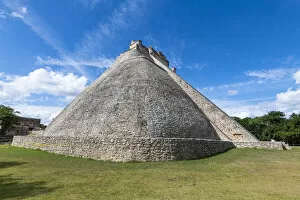 Tourist Attractions Gallery: The Maya ruins of Uxmal, UNESCO World Heritage Site, Yucatan, Mexico, North America