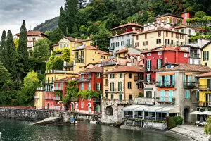 Pond Collection: Multicoloured houses in the old town of Varenna, Lake Como, Lombardy, Italian Lakes