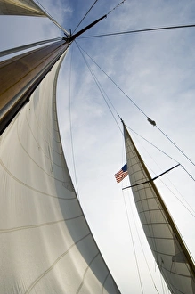 Towering Gallery: Old Vintage sail boat based at Knapps Narrows