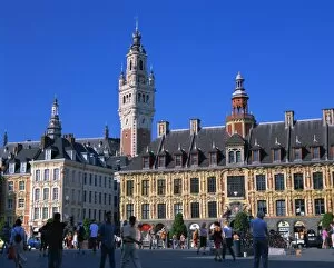Men And Women Collection: Place du General de Gaulle, Lille, Nord, France, Europe