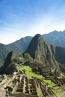 Craggy Collection: The ruins of Machu Picchu, with Huayna Picchu in the background, UNESCO World Heritage Site