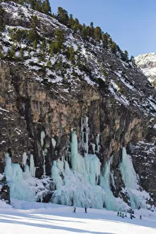 South Tyrol Collection: Skiers underneath the frozen waterfall, Hidden Valley ski area, Lagazuoi, Armentarola 101