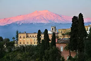 Sun Rise Gallery: Sunrise over Taormina and Mount Etna with Hotel San Domenico Palace, Taormina