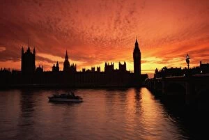 Administration Gallery: Sunset over the Houses of Parliament, UNESCO World Heritage Site, Westminster