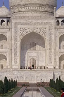 Towering Gallery: Detail of the Taj Mahal