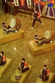 Seated Collection: Traditional Japanese taiko drumming performance