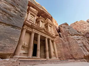 Tourist Attractions Gallery: The Treasury (El Khazneh), monument carved into the rock of the mountain, Petra