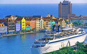 Netherlands Antilles Gallery: Willemstad, Curacao, Netherlands Antilles, Caribbean, Central America