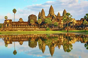 Temples Gallery: Angkor Wat Temple and reflection in lake in Siem Reap, Cambodia
