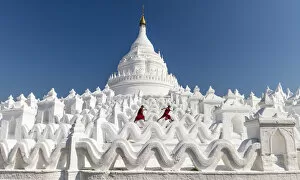 Pagoda Collection: Two Buddhist novice monks on the white pagoda of Hsinbyume (Myatheindan) paya temple