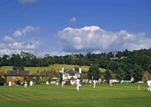 Country Side Collection: Cricket on Village Green