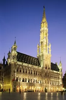 Brussels Collection: Grand Place / Town Hall / Night View
