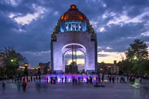 Mexico City Collection: Mexico, Mexico City, Plaza de la Republica, Monument To The Revolution, Tallest Triumphal