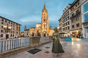 Spain, Asturias, Oviedo. Cathedral of San Salvador, and the Statue of La Regenta