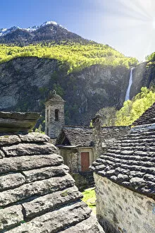 Tourist Attractions Gallery: Traditional houses and church of Foroglio, Val Bavona, Canton of Ticino, Switzerland
