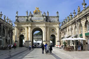 Triumphal Arch Collection: Triumphal arch, Place Stanislas, Nancy, Meurthe-et-Moselle department, Lorraine, France