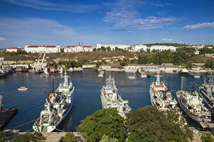 Crimea Collection: Ukraine, Crimea, Sevastopol, View of Russian and Ukrainian Navy vessels in Sevastopol Bay