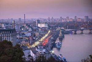Dnieper Collection: Ukraine, Kyiv, Podil Neighborhood, Right Bank Of The Dnieper River