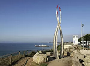 Sculptures Collection: England, Dorset, Bournemouth, Red Arrows Memorial on East Cliff above the beach