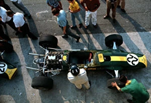 Record Breakers Collection: Graham Hill, Lotus 49. Italian GP 1967