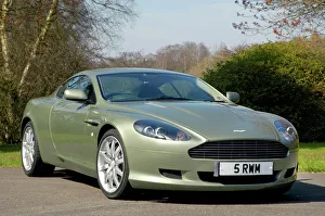 <b class=qtipBold><figcaption>Aston Martin DB9</figcaption></b><br> Aston Martin DB9