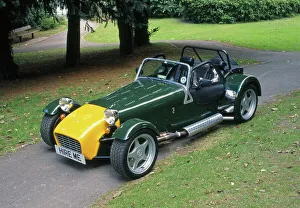 <b class=qtipBold><figcaption>Caterham Seven British</figcaption></b><br> Caterham Seven British