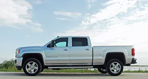 Twin Gallery: GMC Sierra Denali HD (Pickup), 2014, Silver