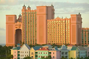 Bahamas Collection: BAHAMAS-New Providence Island-Nassau: Atlantis Resort & Casino / Paradise Island