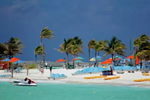 Bahamas Collection: Caribbean, Bahamas, Castaway Cay. Beach and water Activities at Castaway Cay
