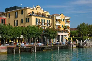 Sirmione Collection: 04