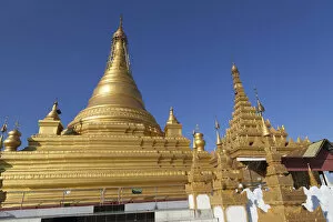 Pagoda Gallery: Kuthodaw Pagoda in Mandalay, Myanmar