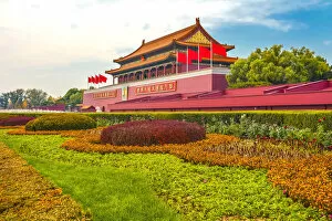 Pagoda Gallery: Mao Tse Tung, Tiananmen Gate, Forbidden City, Beijing, China