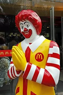 Thai Ronald McDonald, Bangkok, Thailand