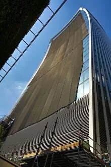 Walkie Talkie skyscraper gets a sunshade in London