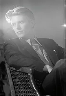<b class=qtipBold><figcaption>The Man Who Fell To Earth</figcaption></b><br>David Bowie in a production shot for The Man Who Fell To Earth<br><em>© Copyright © Studiocanal Films Ltd</em> The Man Who Fell To Earth