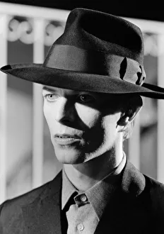 <b class=qtipBold><figcaption>The Man Who Fell To Earth</figcaption></b><br>David Bowie in a production shot for The Man Who Fell To Earth<br><em>© Copyright © Studiocanal Films Ltd</em> The Man Who Fell To Earth