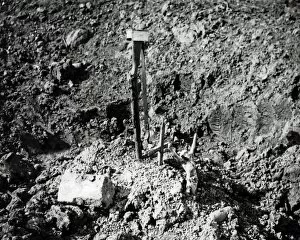 Grave in a shell hole, Western Front, WW1