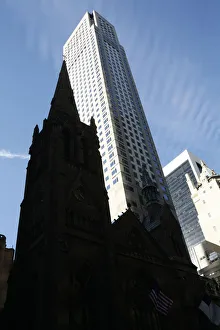 <b class=qtipBold><figcaption>Church in Manhattan</figcaption></b><br><em>© Godong/UIG</em> Church in Manhattan