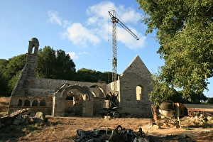<b class=qtipBold><figcaption>Church restoration in Britanny</figcaption></b><br><em>© Godong/UIG</em> Church restoration in Britanny