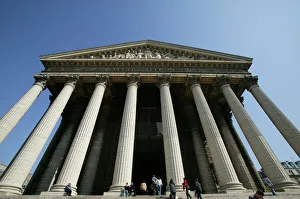 <b class=qtipBold><figcaption>La Madeleine basilica</figcaption></b><br><em>© Godong/UIG</em> La Madeleine basilica