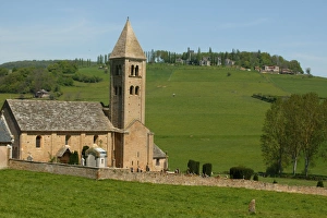 <b class=qtipBold><figcaption>Mazille church</figcaption></b><br><em>© Godong/UIG</em> Mazille church