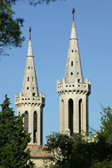 <b class=qtipBold><figcaption>Saint-Michel of Frigolet abbey</figcaption></b><br><em>© Godong/UIG</em> Saint-Michel of Frigolet abbey