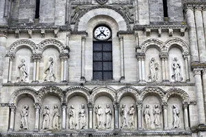 <b class=qtipBold><figcaption>Sainte-Croix church sculptures</figcaption></b><br><em>© Godong/UIG</em> Sainte-Croix church sculptures