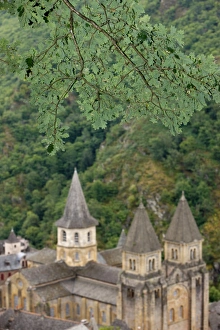 <b class=qtipBold><figcaption>Sainte Foy abbey church</figcaption></b><br><em>© Godong/UIG</em> Sainte Foy abbey church