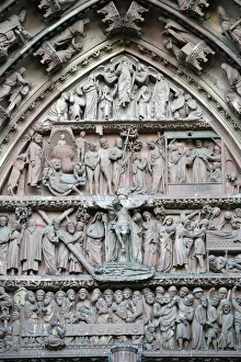 <b class=qtipBold><figcaption>Strasbourg cathedral tympanum</figcaption></b><br><em>© Godong/UIG</em> Strasbourg cathedral tympanum